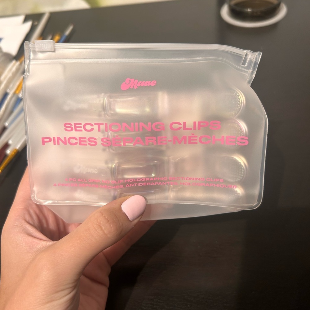 BRAND NEW 4x Mane Sectioning Clips all grip, no slip